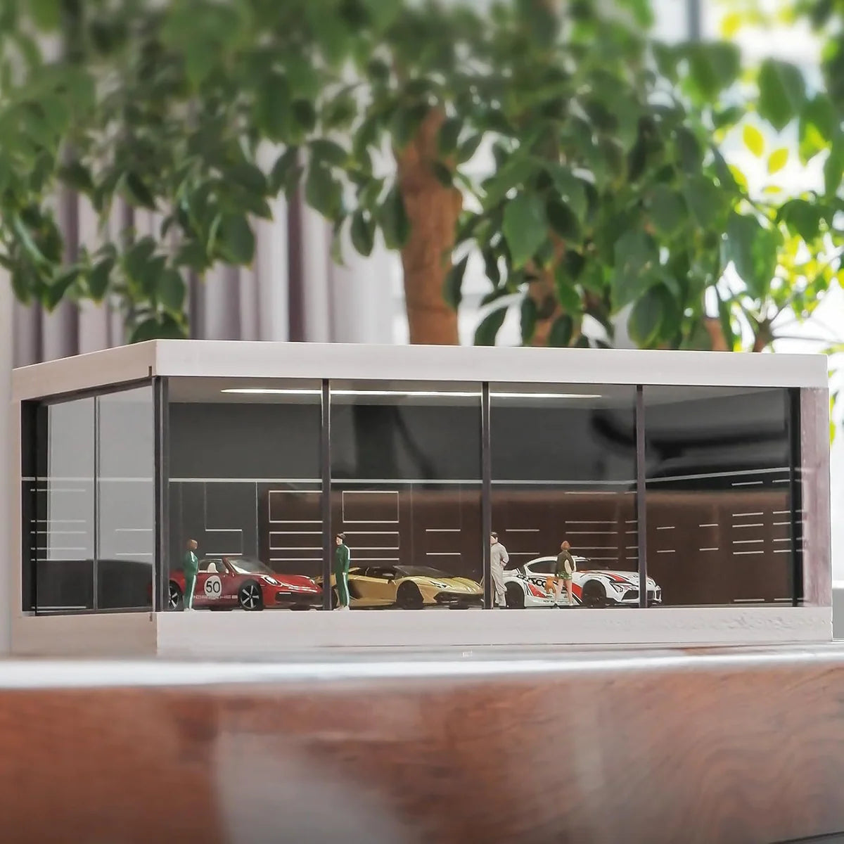 LUXURY MINIATURE CAR SHOWROOM FOR 1:24, 1:43 & 1:64 MODELS